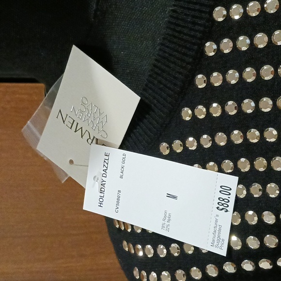 NWT Carmen Marc Valvo studded black sweater. Size M - Picture 3 of 4